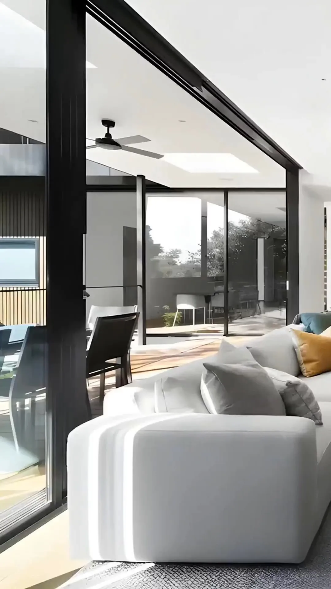 Video Preview Thumbnail Image rendered-17